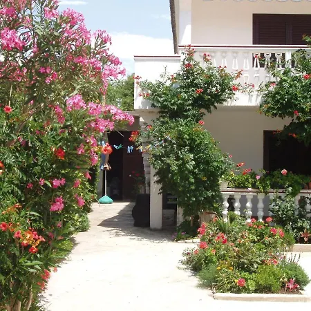 With A Parking Space Povljana, Pag - 228 Apartment