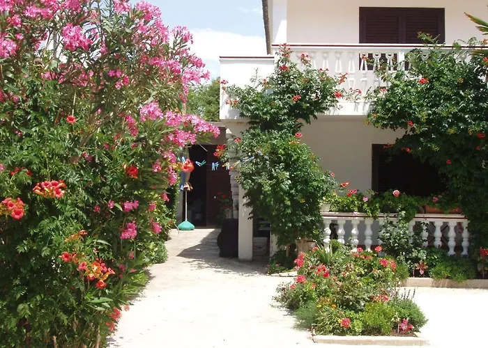 With Parking Space Povljana, Pag - 228 Апартаменты